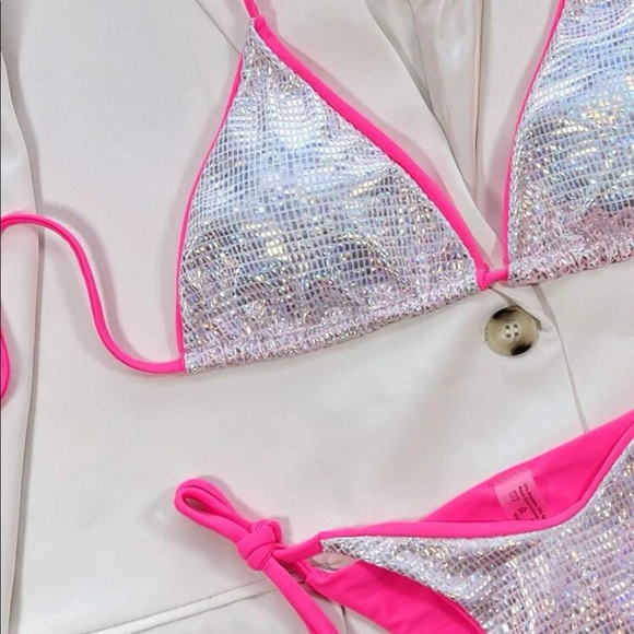 Metallic Contrast Binding Halter Triangle Tie Side Bikini - Picture 4 of 11